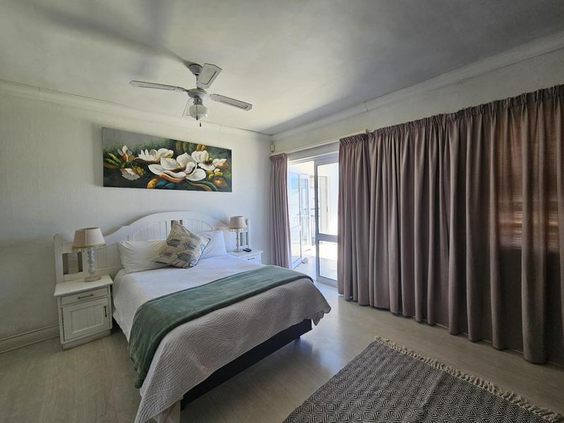 3 Bedroom Property for Sale in Sandy Point Western Cape